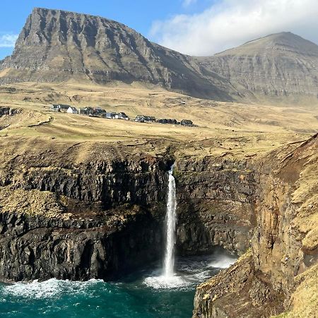 The Old House Close To The Ferry To Mykines Sorvagur Exterior photo